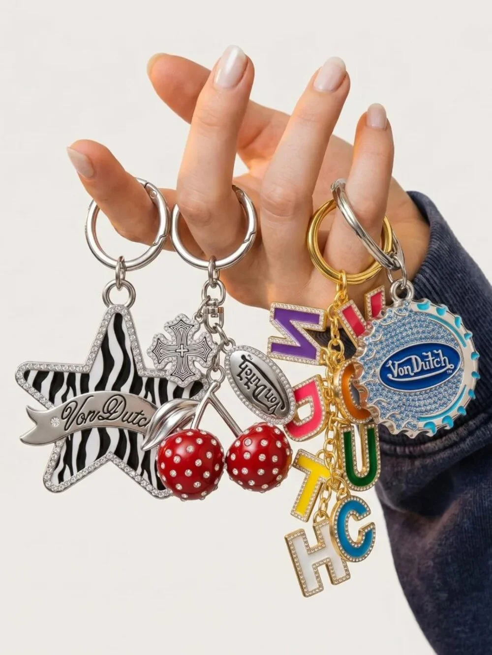 Chic Hinged Key Ring Bag Charm Keychain for Stylish Accessories and Gifts